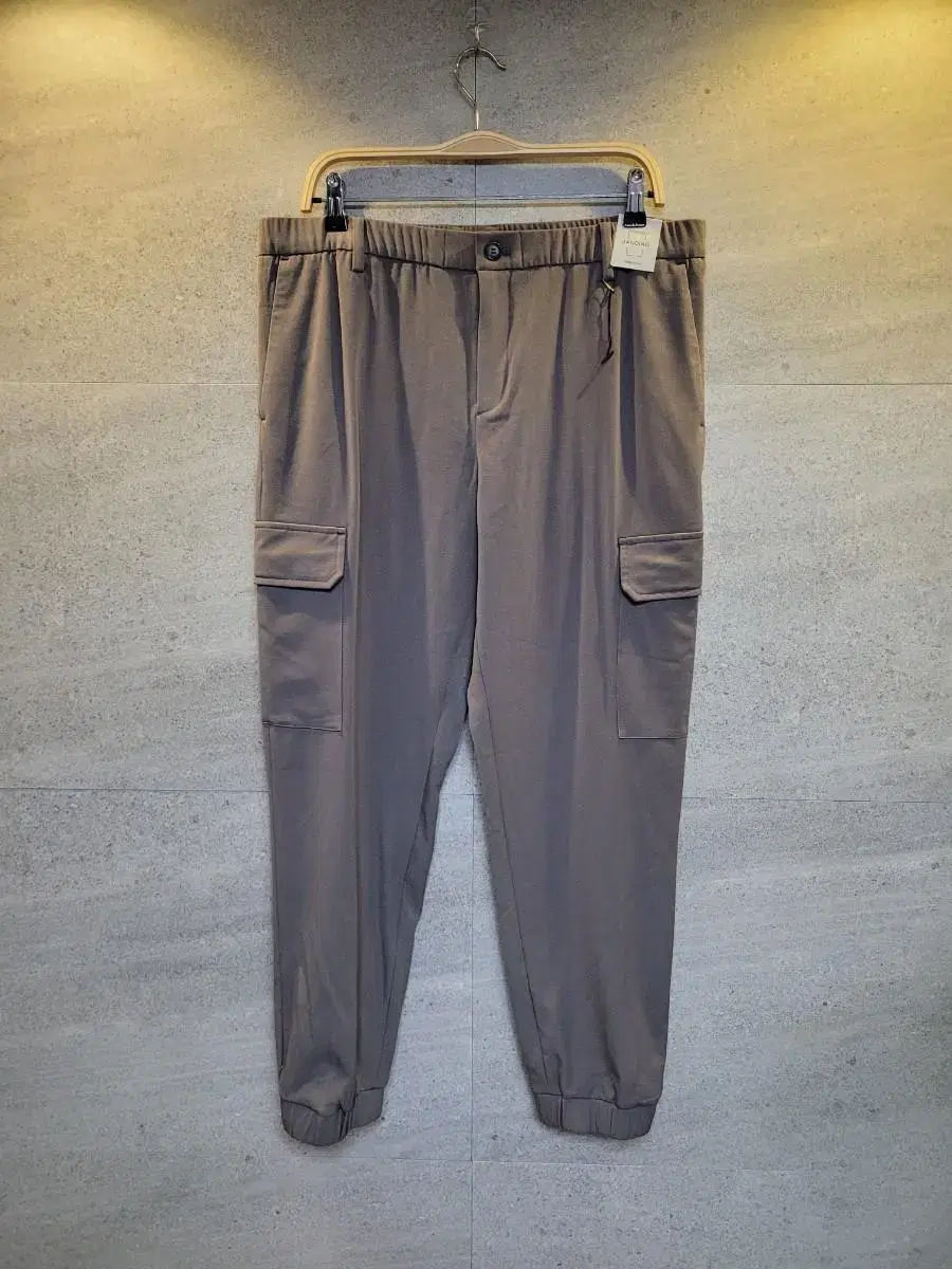 Luxury charcoal! Cargo jogger pants! Mismatched!