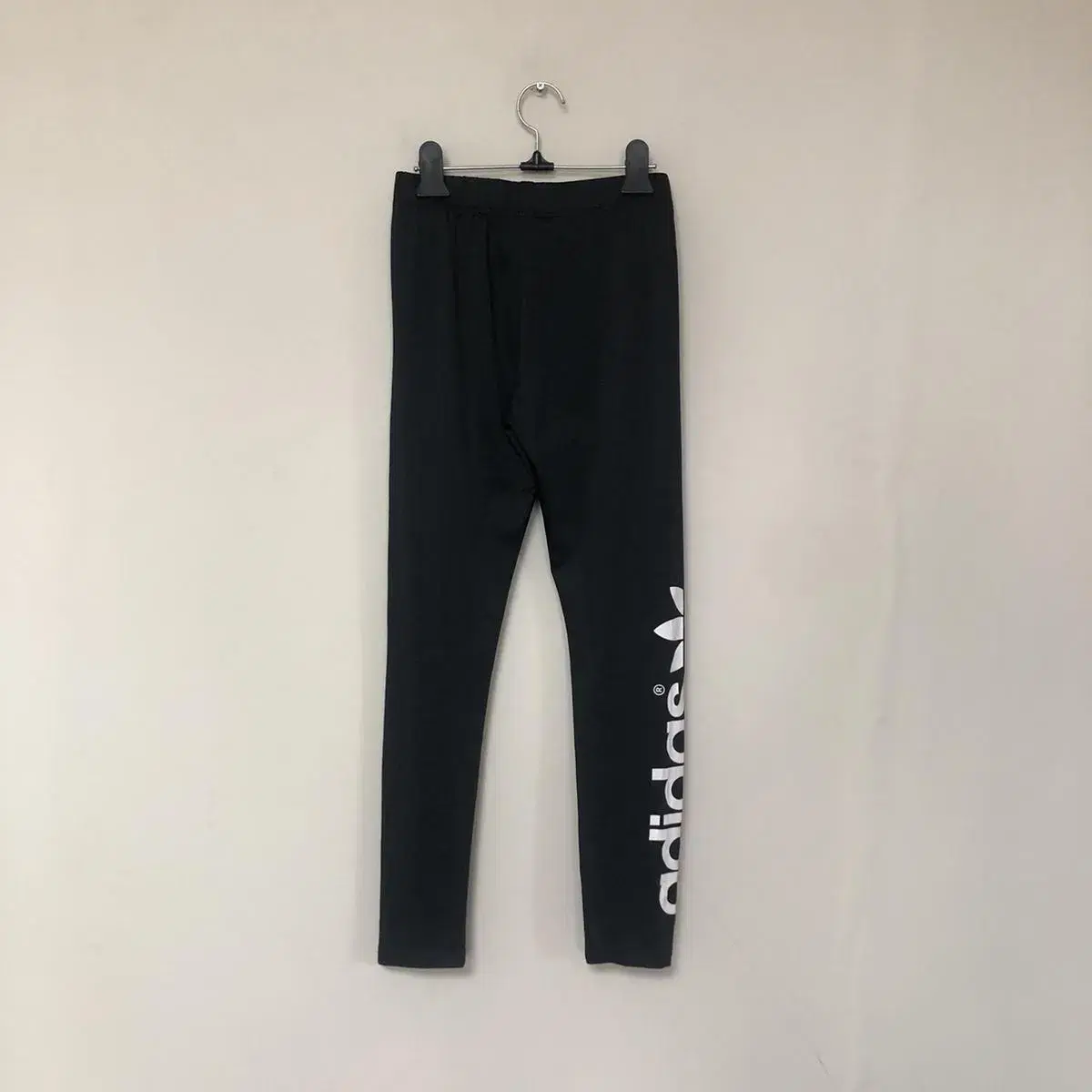 Vintage Adidas black leggings