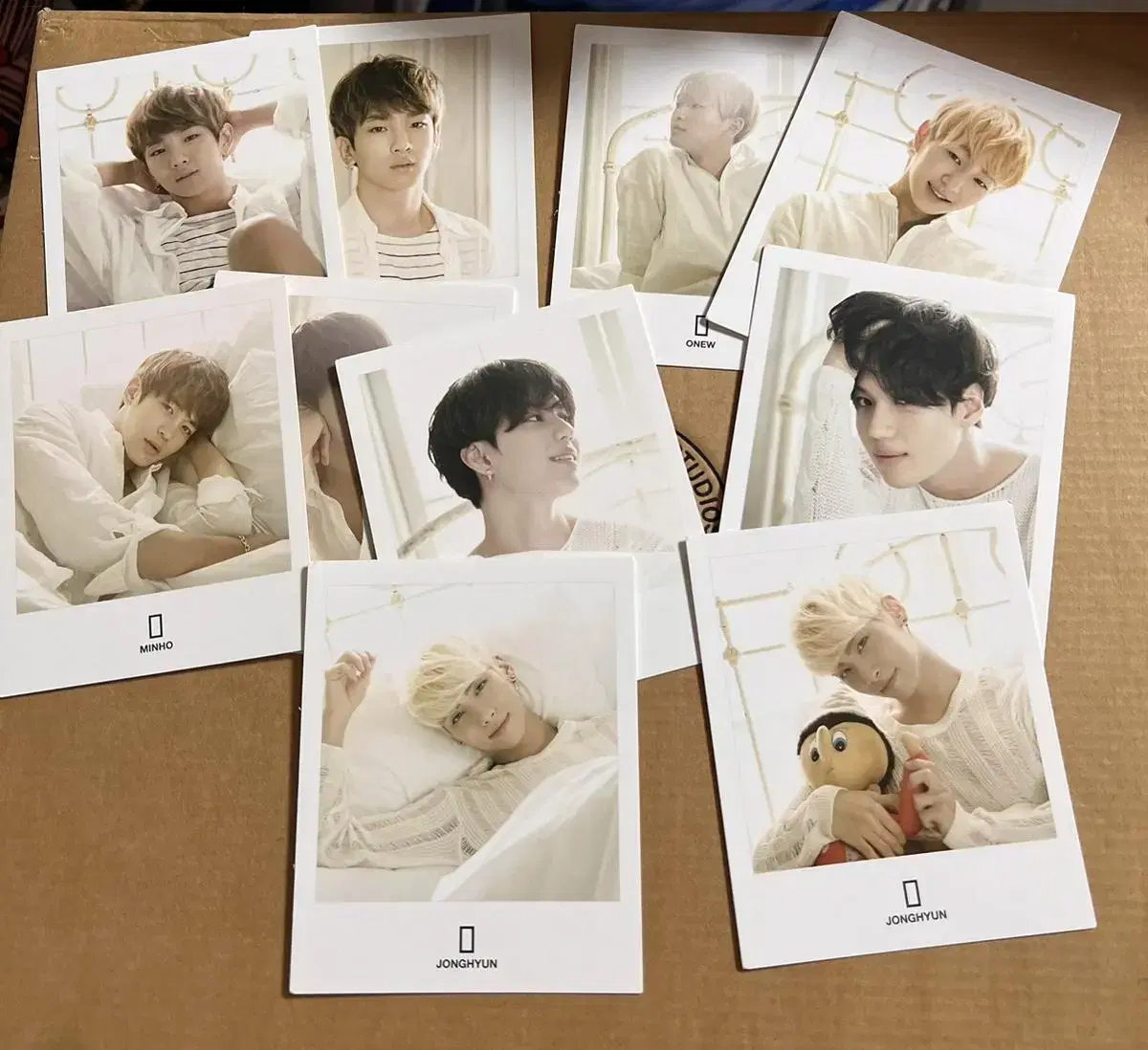 Shinee Everybody polaroid set