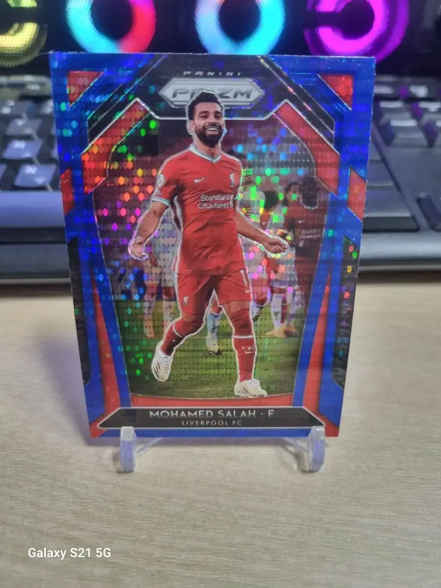 20-21 Panini Liverpool Mohamed Salah Prism Silver Football Kard