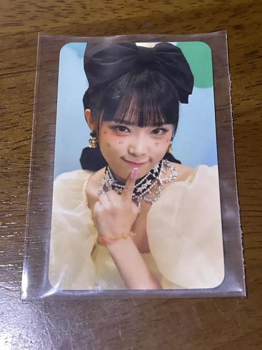 Jenna yena Smiley ld unreleased photocard photocard Apple Music