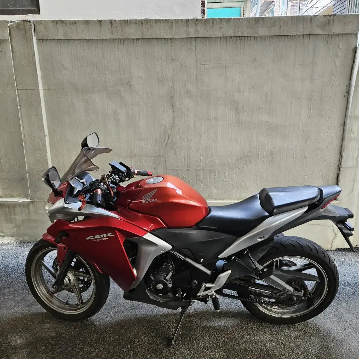 cbr250r  (대차가능)