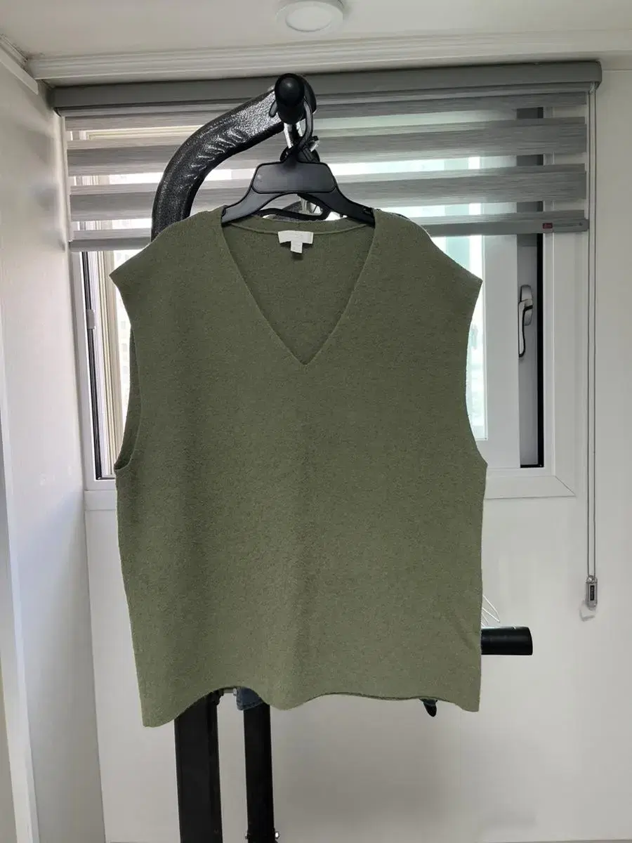 COS V-neck vest