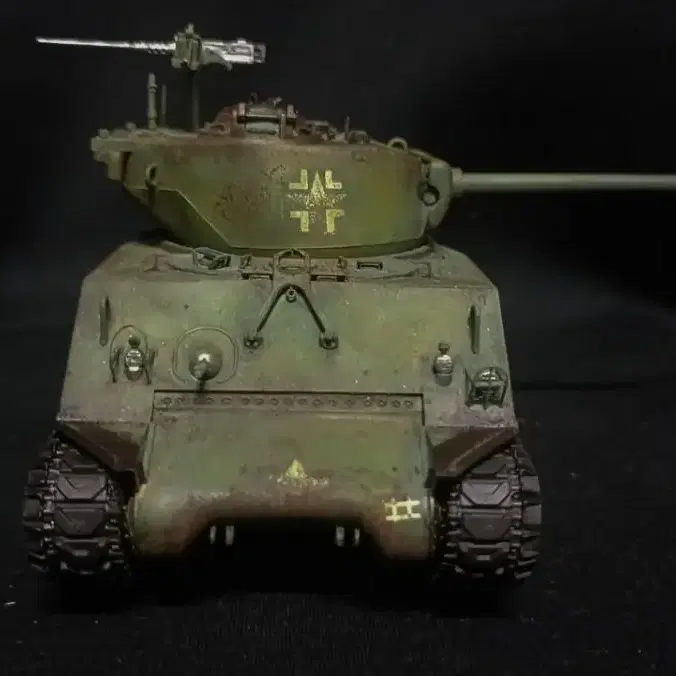 1/35 셔먼 전차 완성작 판매합니다