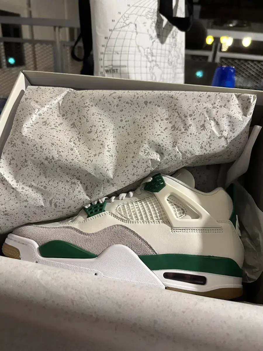 Jordan 4 Pine Green 265