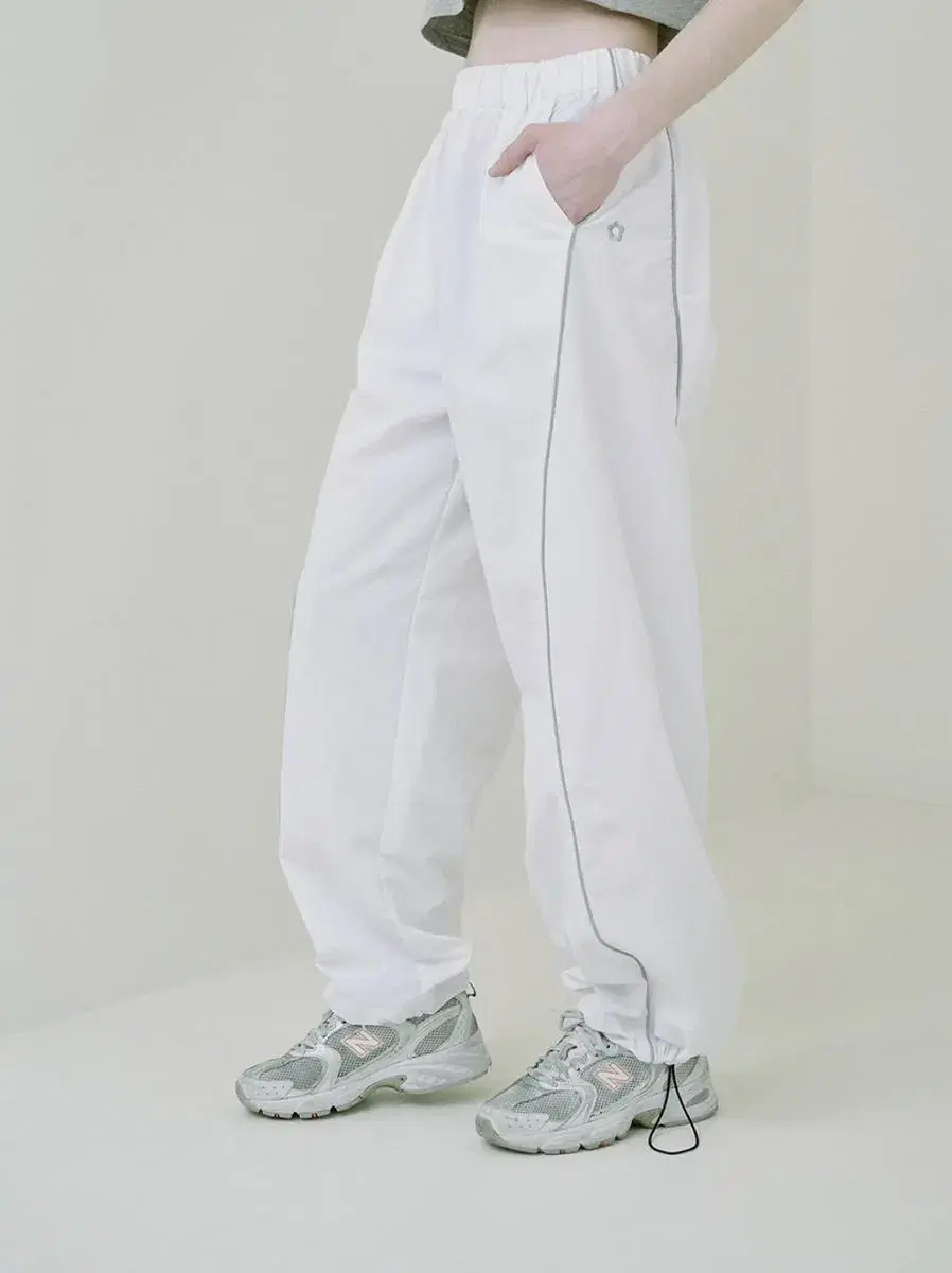 로제프란츠 Line Nylon Jogger Pants [White]