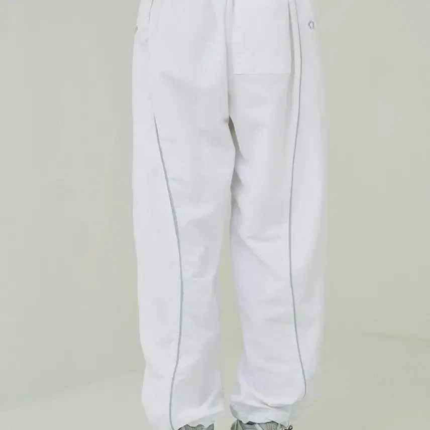 로제프란츠 Line Nylon Jogger Pants [White]