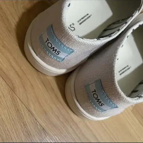 (새상품) TOMS 여성 슬립온 220