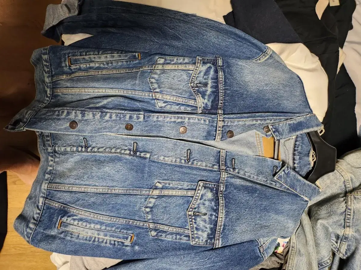 [34] Balenciaga back logo denim jacket