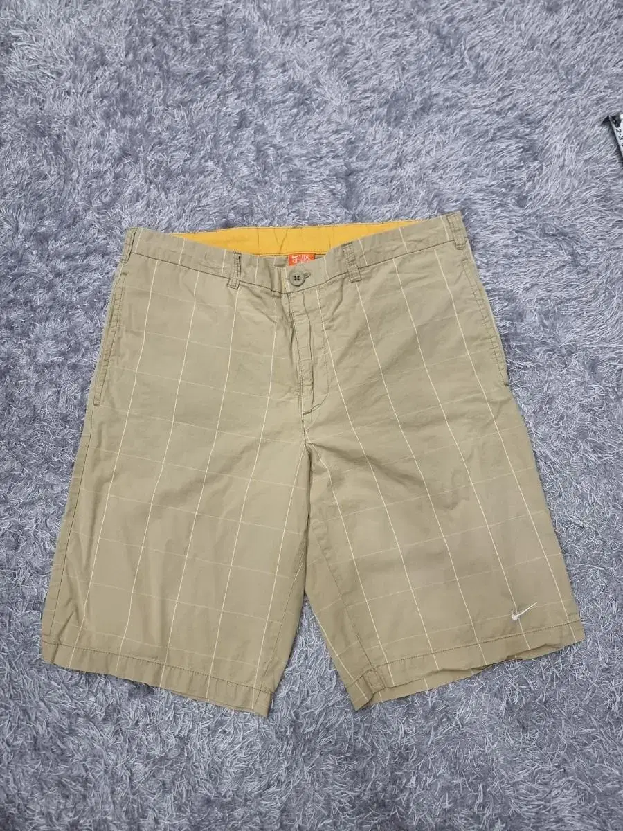 Nike Shorts Old School Check Chino Shorts Beige