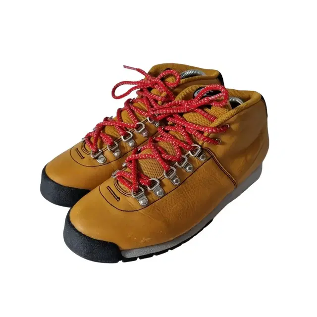 [260] 2011년 나이키 Nike ACG Air Magma ND