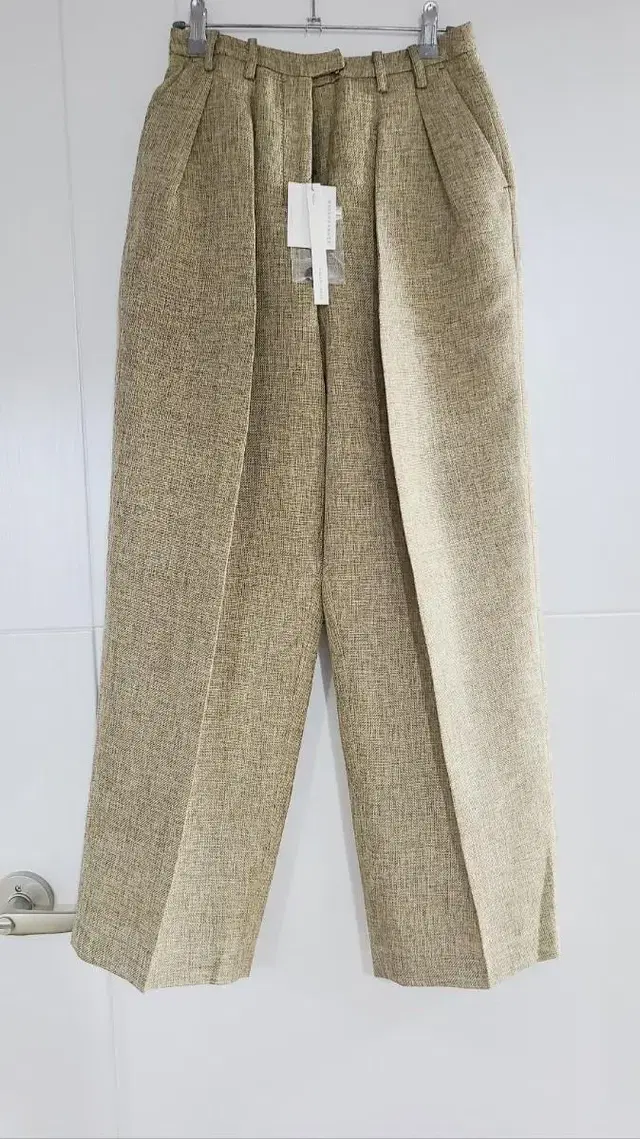 분더캄머 Zigzag Tuck pants