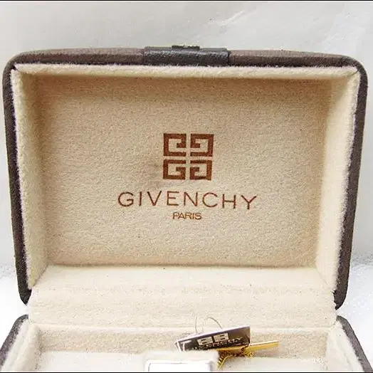 지방시(GIVENCHY) 타이핀(타이택)