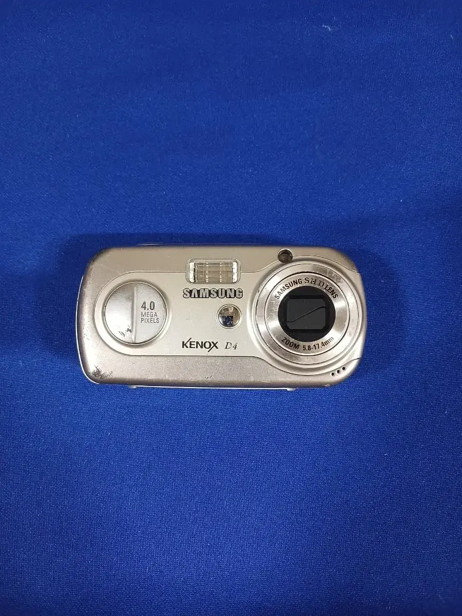 Samsung KENOX D4 Vintage Digital Camera