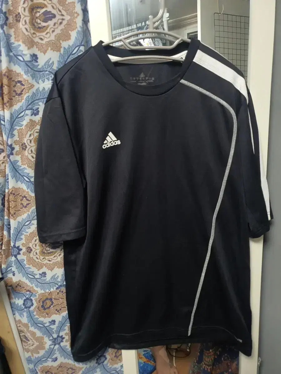 adidas Performance Short Sleeve T-Shirt L