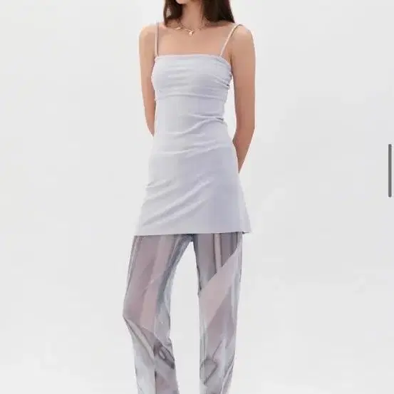 로우클래식 velvet sleeveless top silver