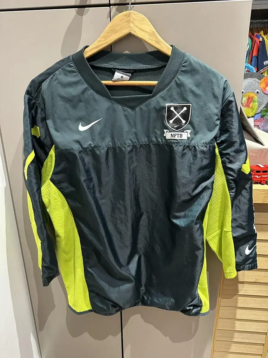 Nike NFTB 3/4 Futsal Training Top