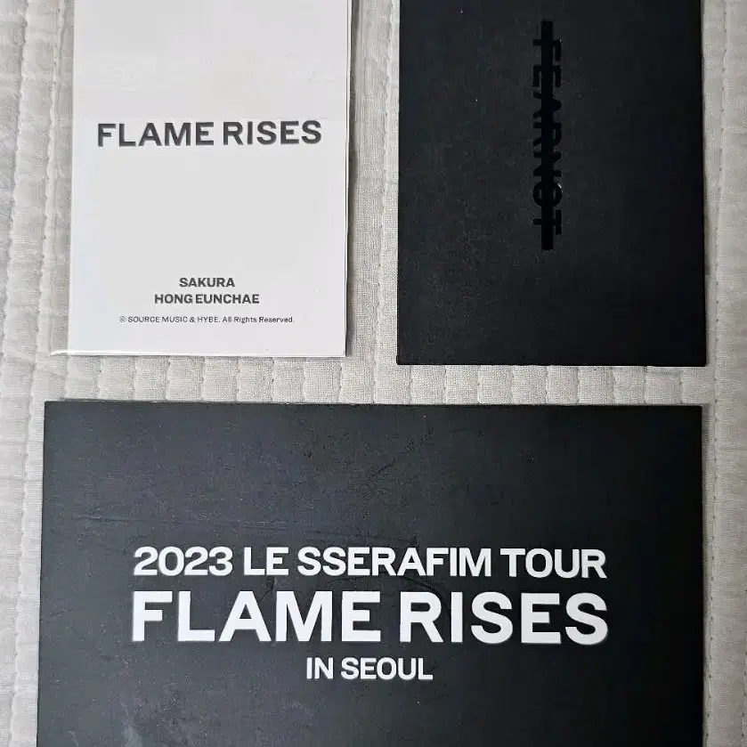 르세라핌 flame rises피어나존 카즈하 포카 및 상품들