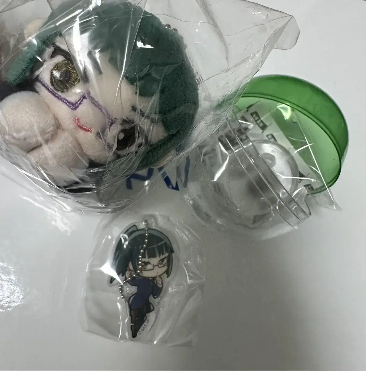 Zuu Spinning Xenin maki Hugkara Gacha keyring WTS