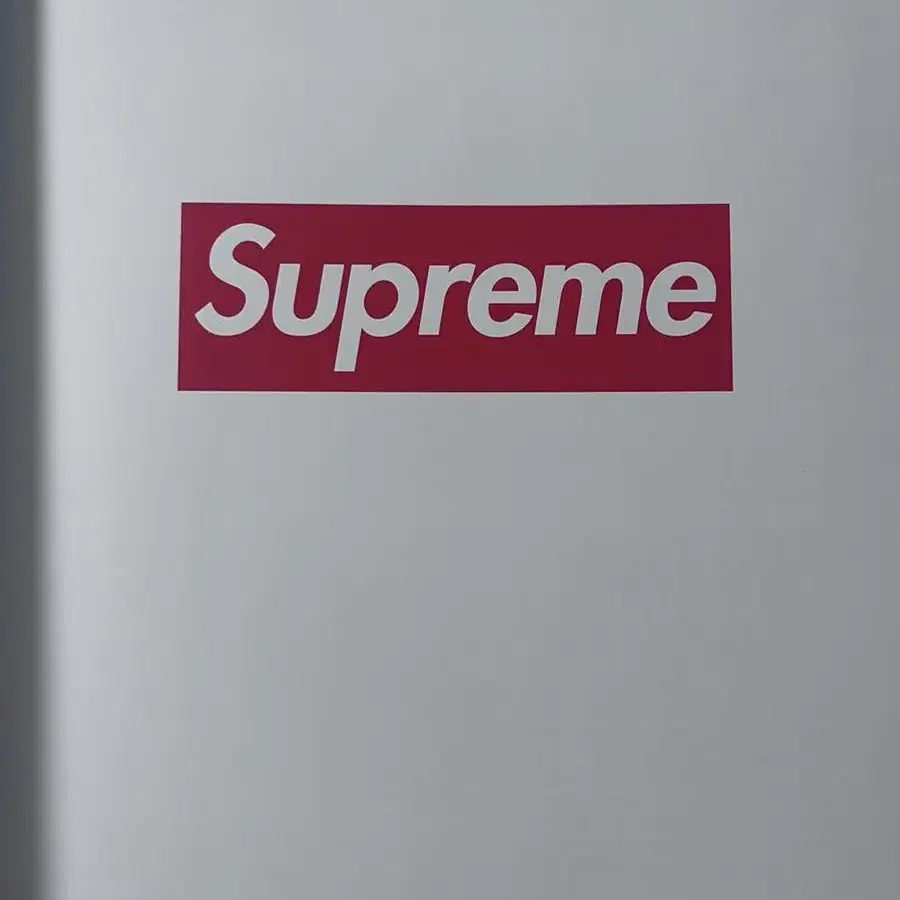 슈프림 액자 (supreme poster 포스터)