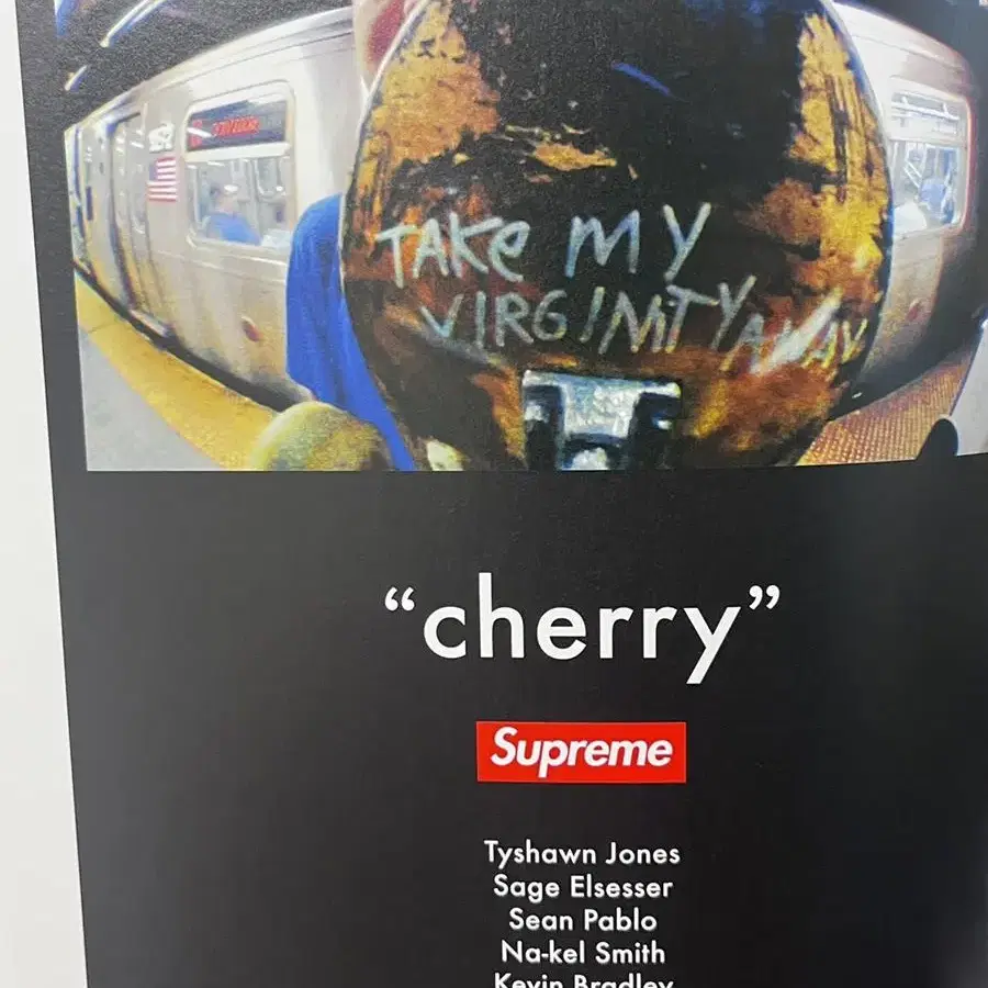 슈프림 액자 (supreme poster 포스터)