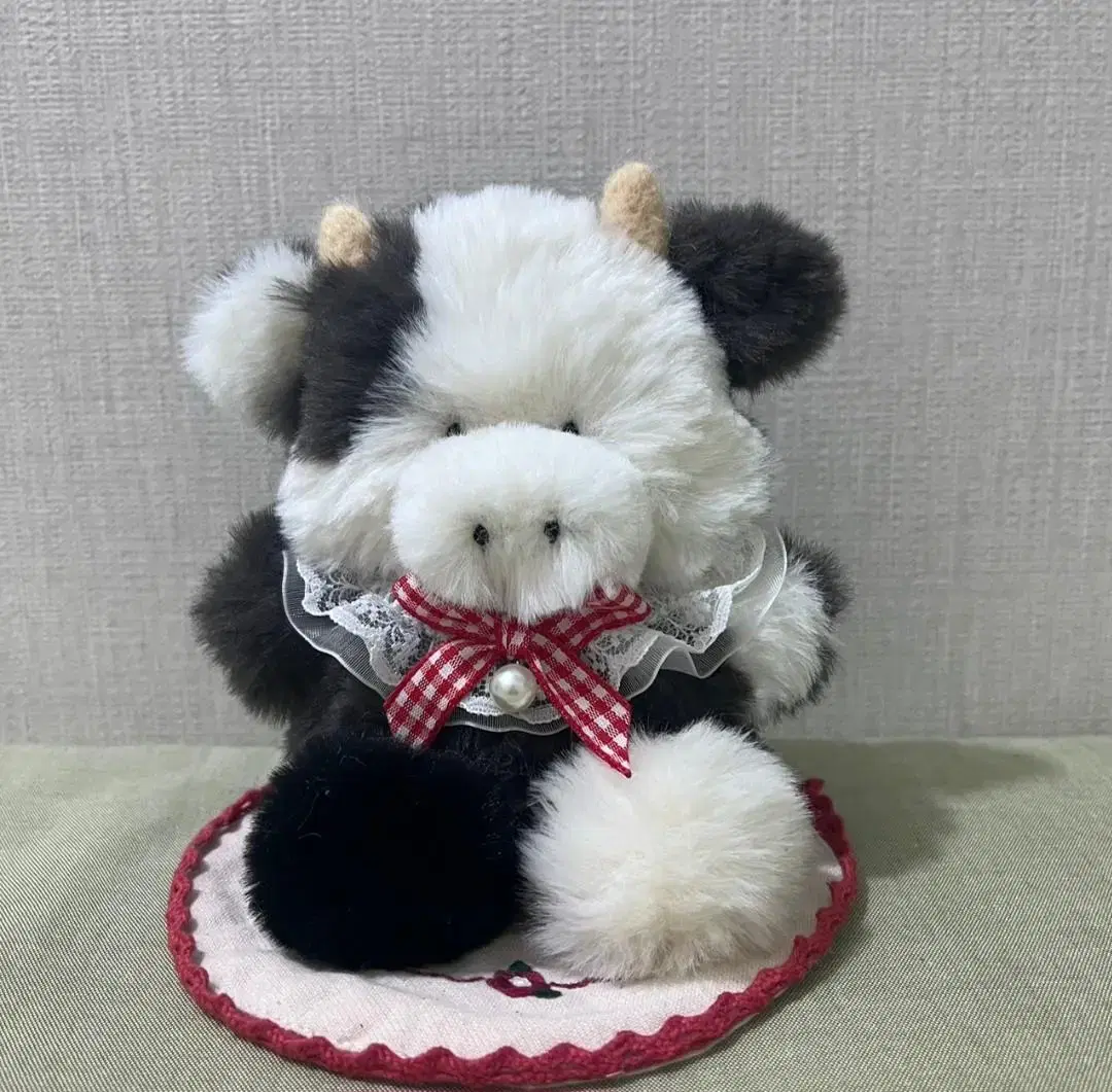 Fluffy's Animals Cow Limited Edition