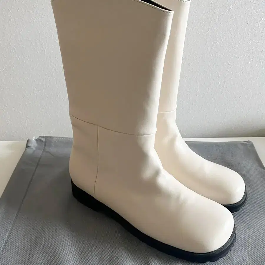 수룩 toe cap boots 아이보리 부츠 250