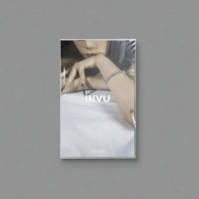 태연 3집 INVU [Tape Ver.] 미개봉