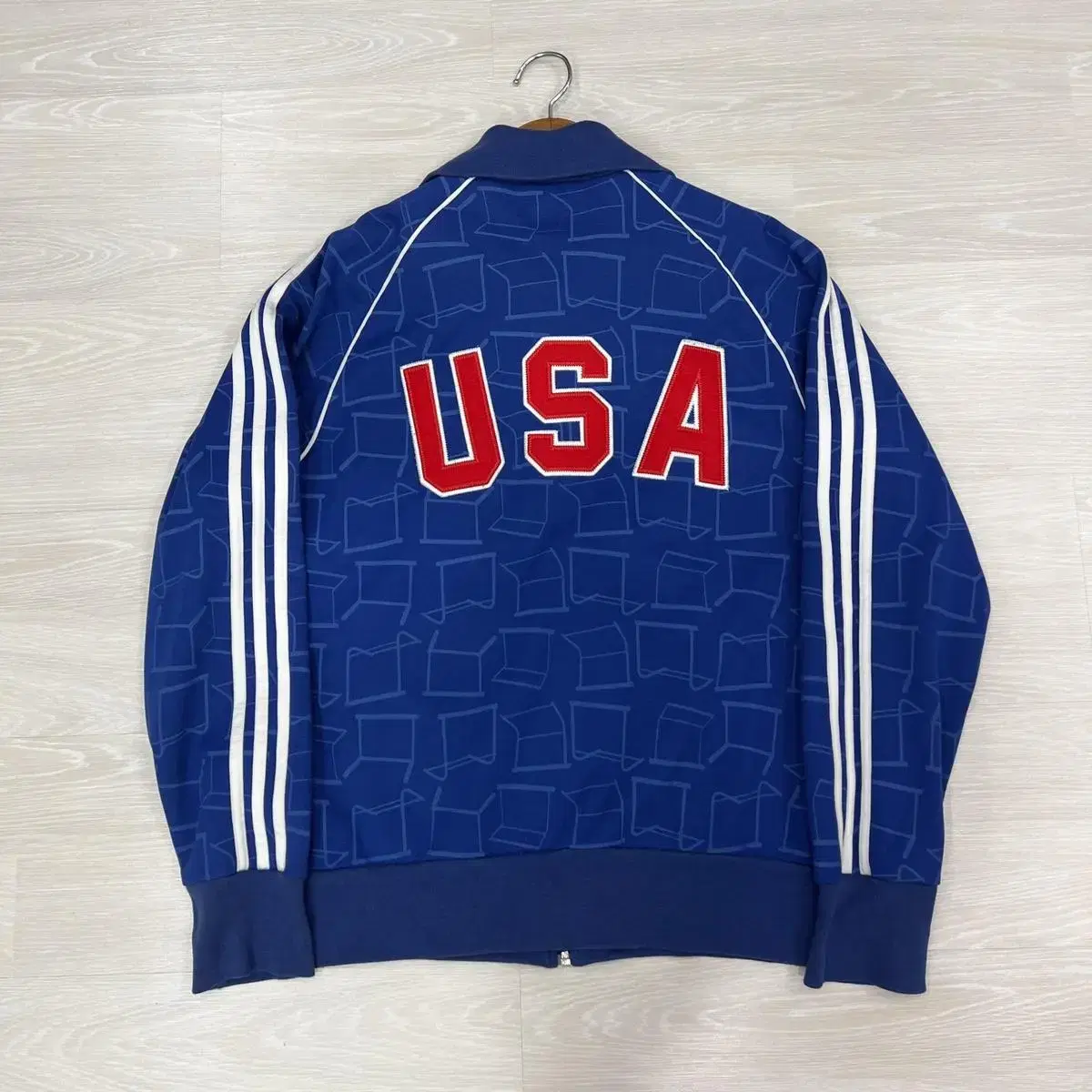 Adidas Europa Logo US US Track Top Jersey Size 95 M Jacket