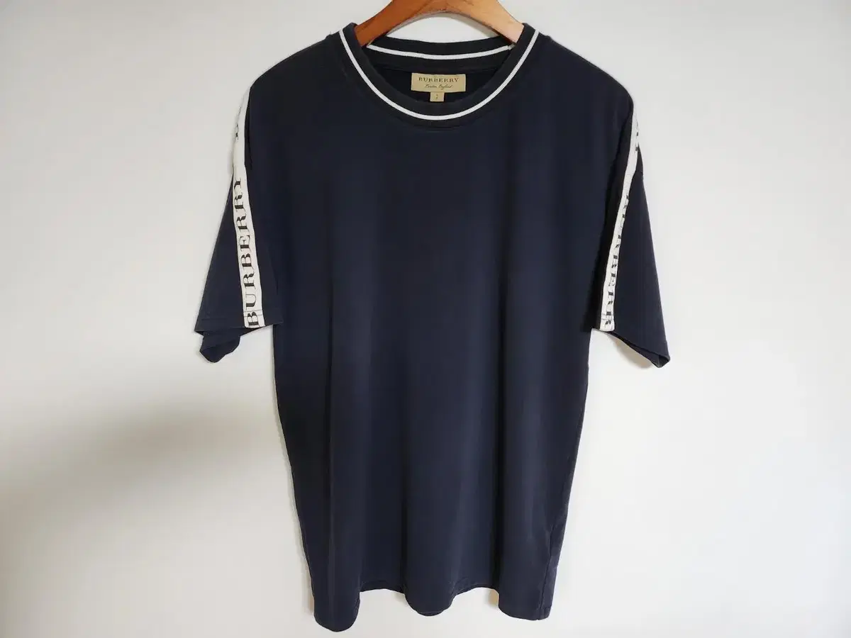 Burberry Navy Shoulder Logo Short-Sleeved T-shirt S 8004026