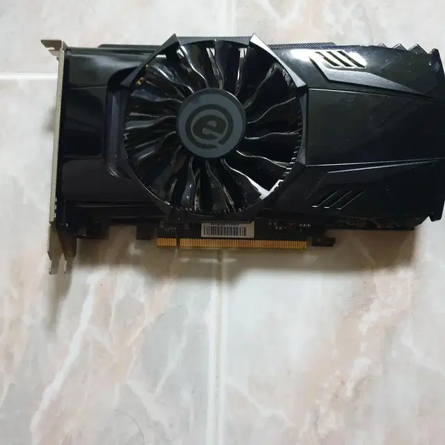 이엠텍 XENON 지포스 GTX560 MASTER D5 1G 2만원