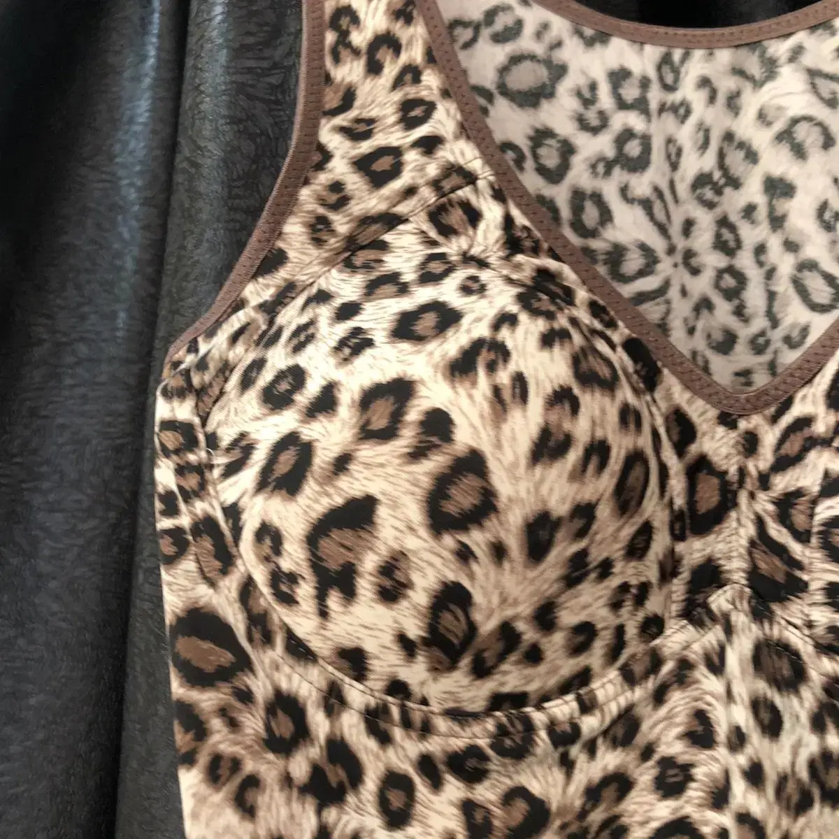 Vintage Mocca leopard sleeveless