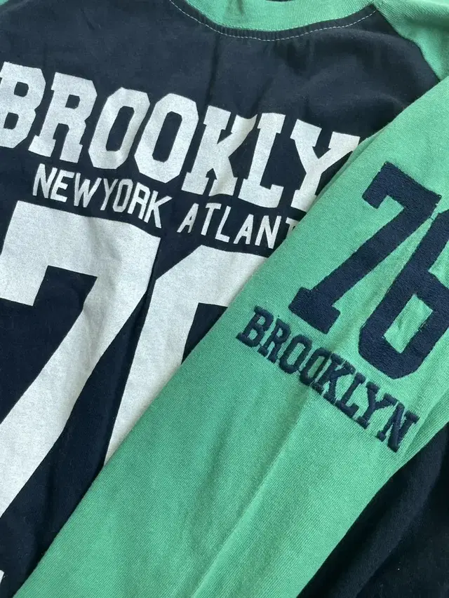 BROOKLYN 76 긴팔티셔츠