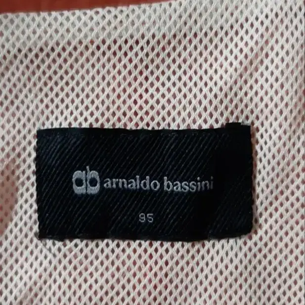 여성 점퍼(arnaldo bassini)