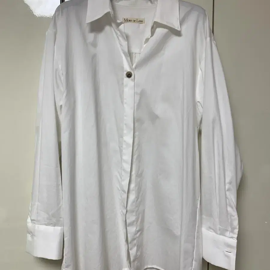 모어올레스 horn blouse (white)