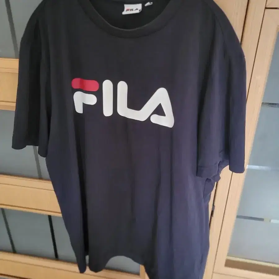 FILA 옷 판매합니다