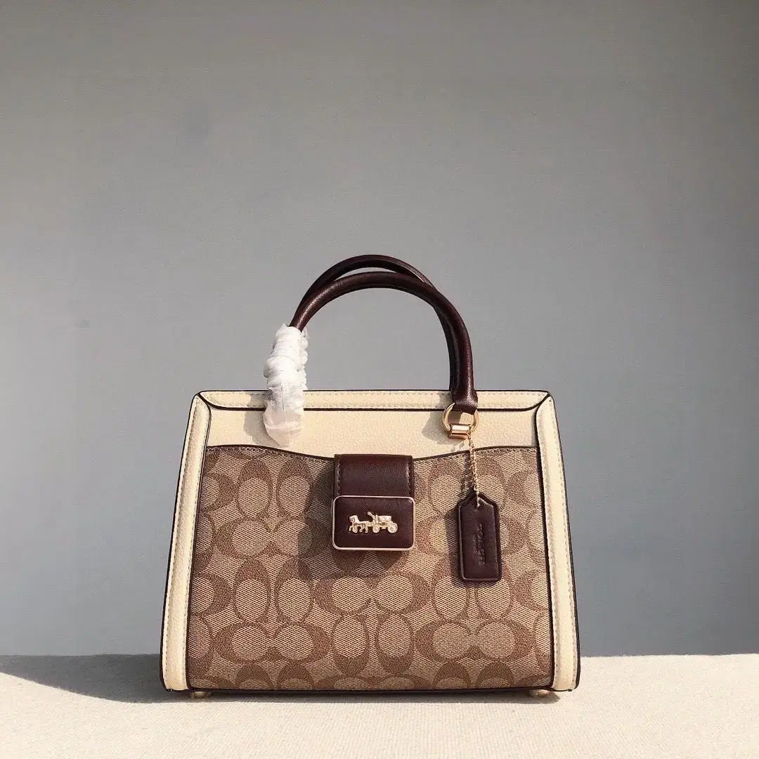 코치CC141Coach  Grace Carryall 레더 크로스 캐히올백