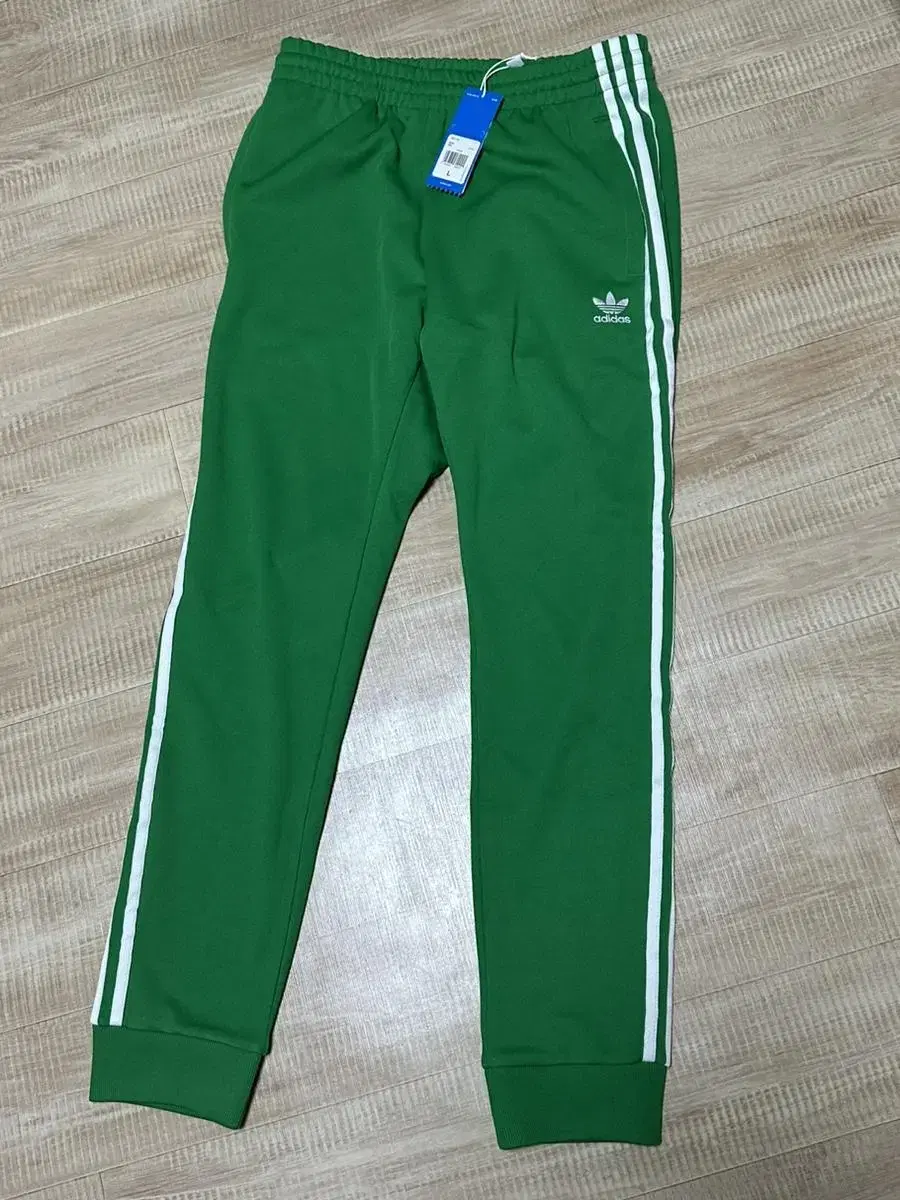 Adidas Supstar Track Pants L 100 Size New