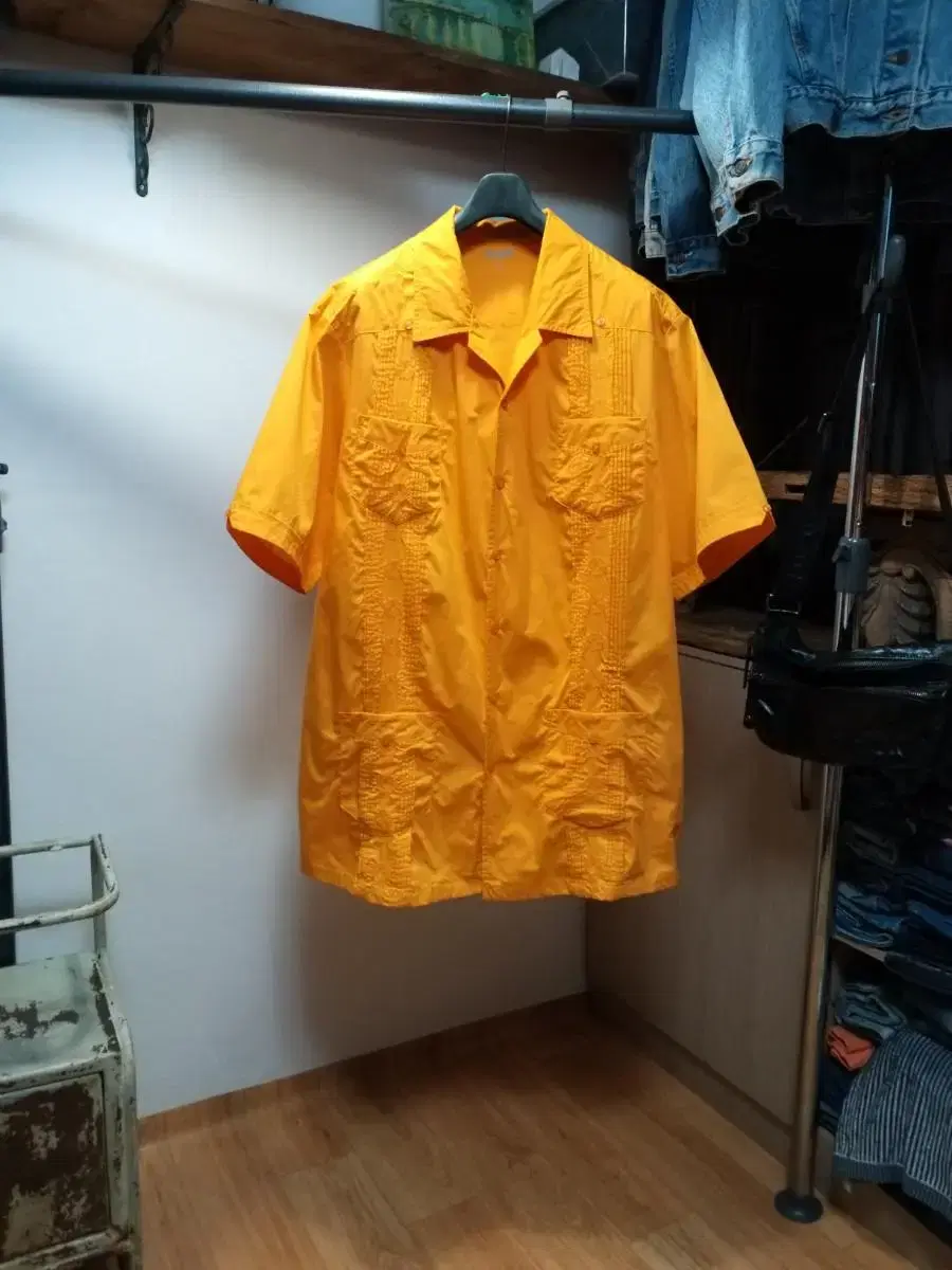 KSisland Cuba Guayabera Shirt . XXXXL