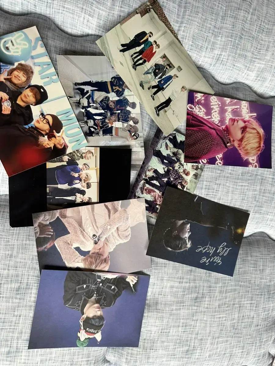 Bangtan unofficial goods postcard and 0.1 each for prints.