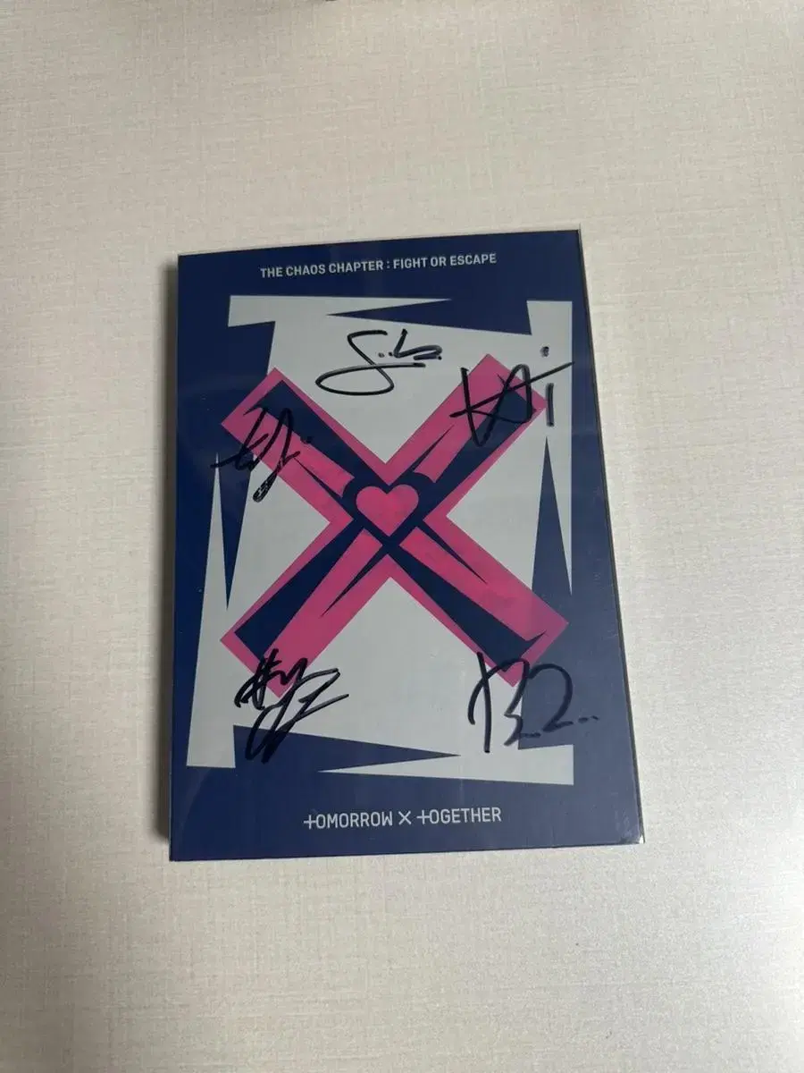 Sell your TXT signed album!