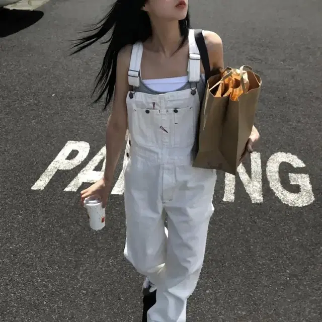 Aake 아케 kind wide overalls 화이트