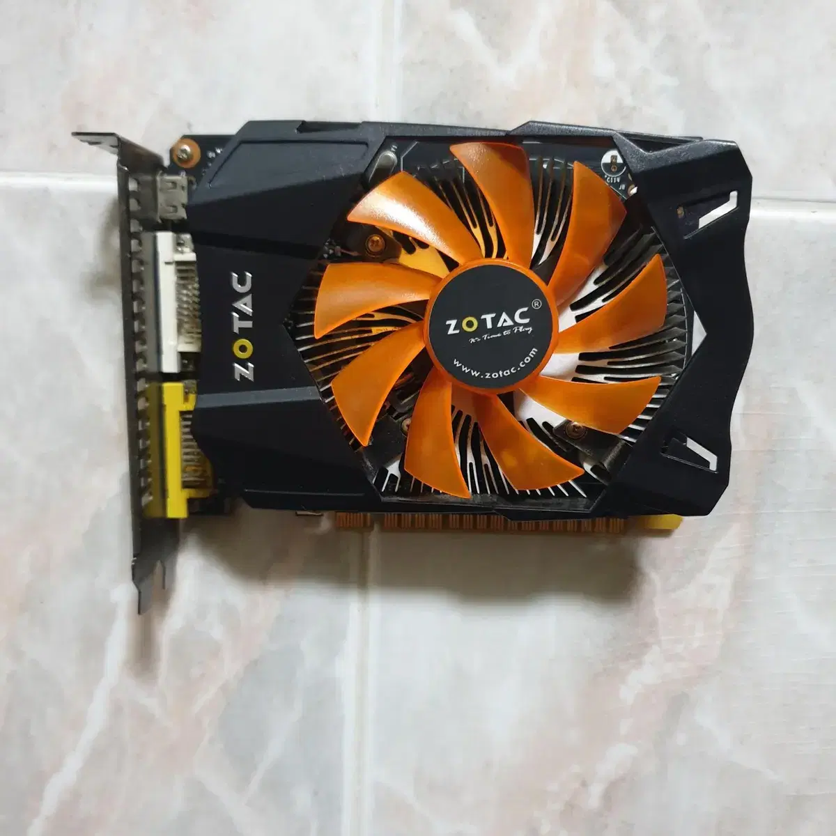 ZOTAC GTX750 Ti