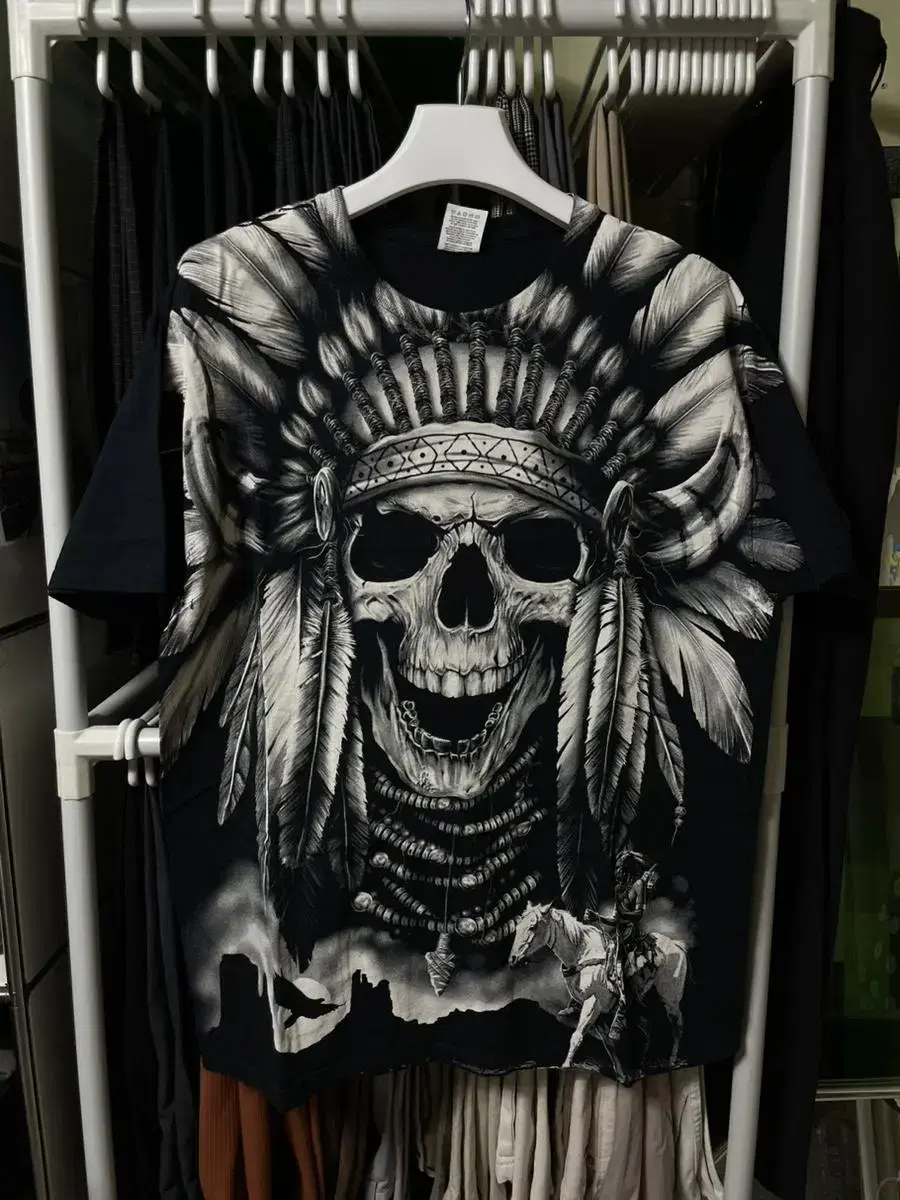 L Vintage Skull T-Shirt