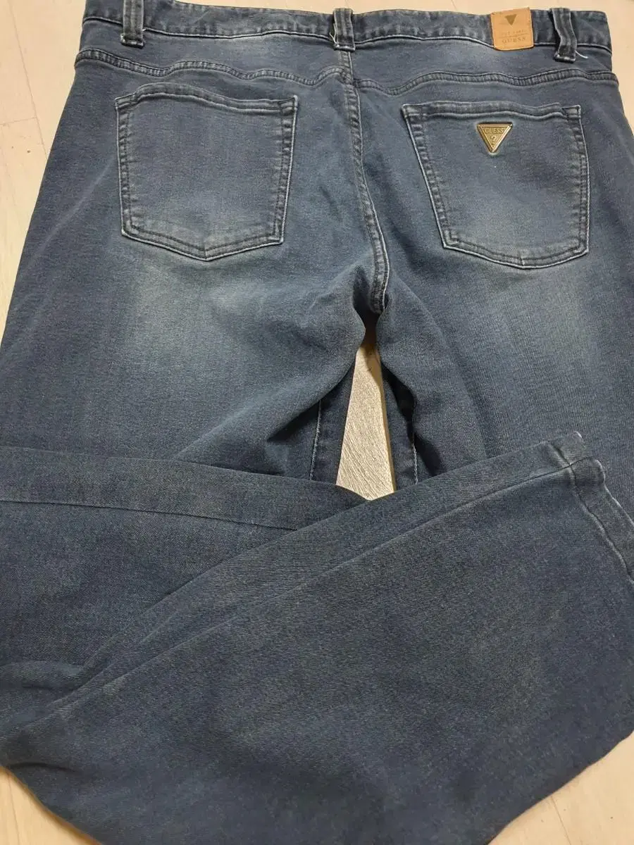 Men's Jeans 36 Length 104