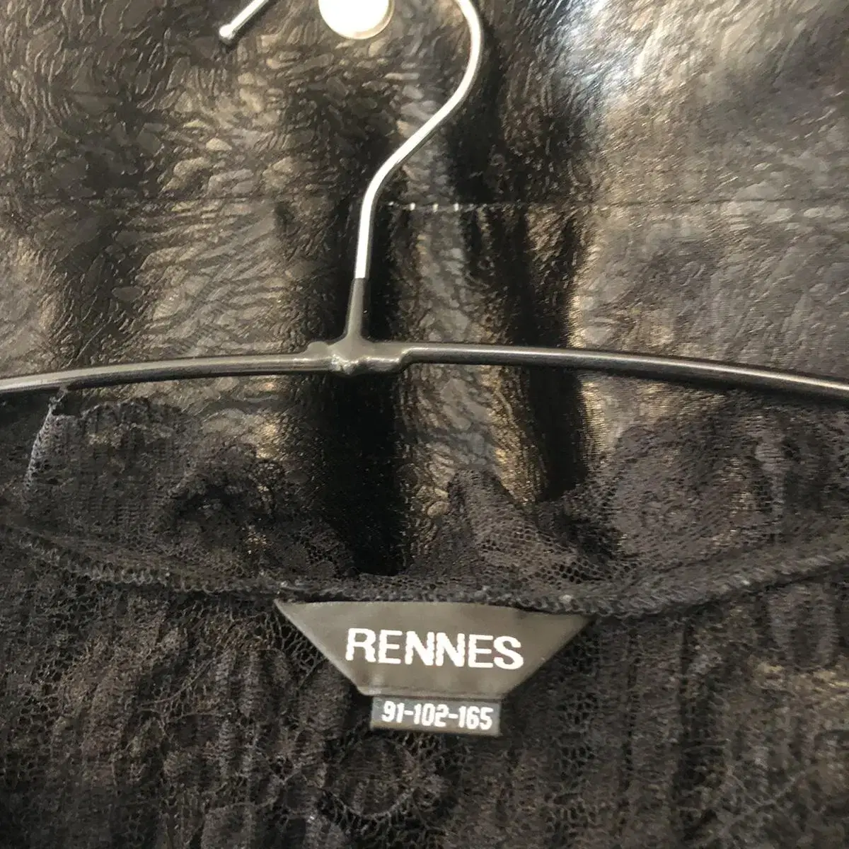 Vintage RENNES In my head black crop c