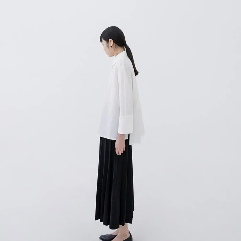 유노이아 pleats skirt