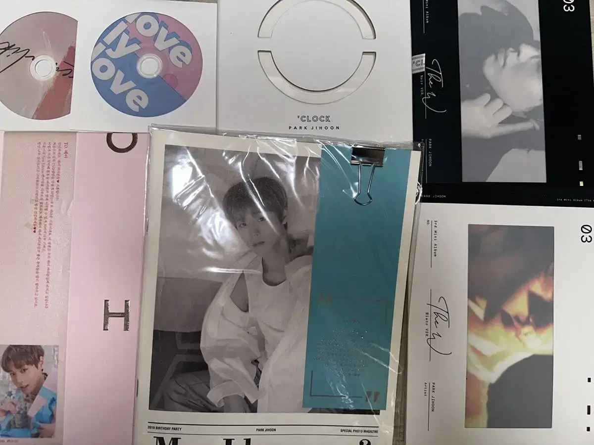 Park Jihoon Photobook, Photomagazine, oclock, The W Album