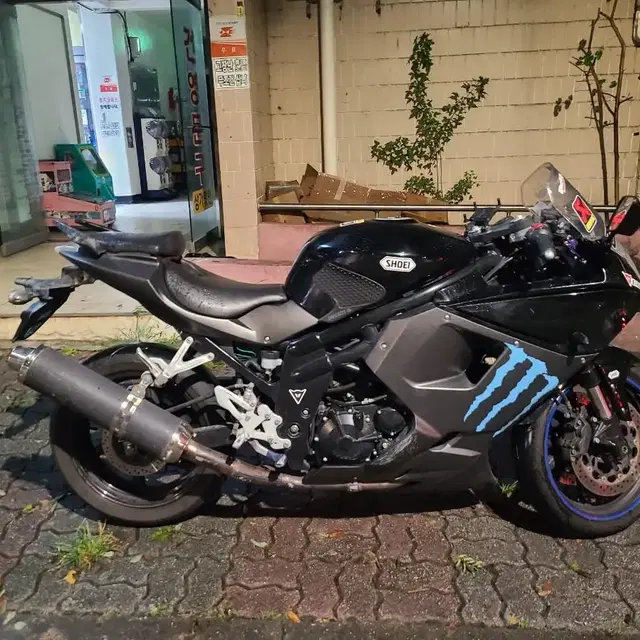 코멧 650rc 2015년식 13xxxkm