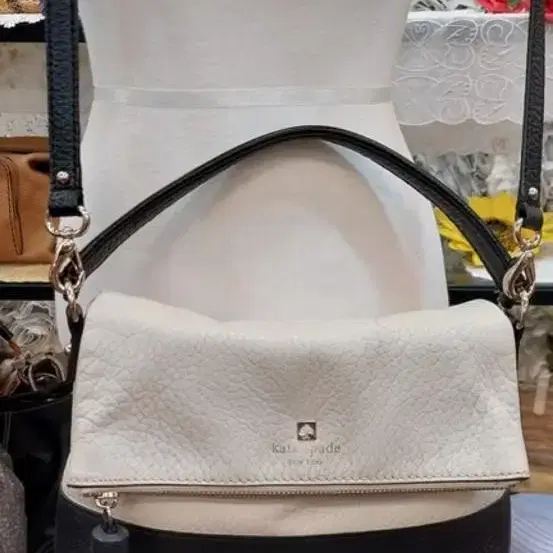 Kate spade 가죽가방